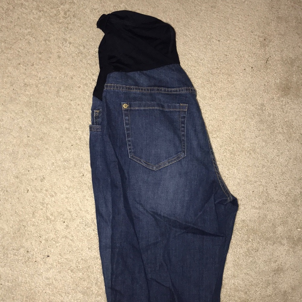 Medium blue maternity jeans flar cut size 14